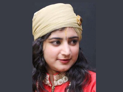 Mona Mehta Ji Singer